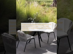 노르딕 야외 발코니 테이블과 의자 3 조각 세트, 뜰 래튼 의자, 차 테이블 조합, 간단한 레저 야외 가구 래튼 의자